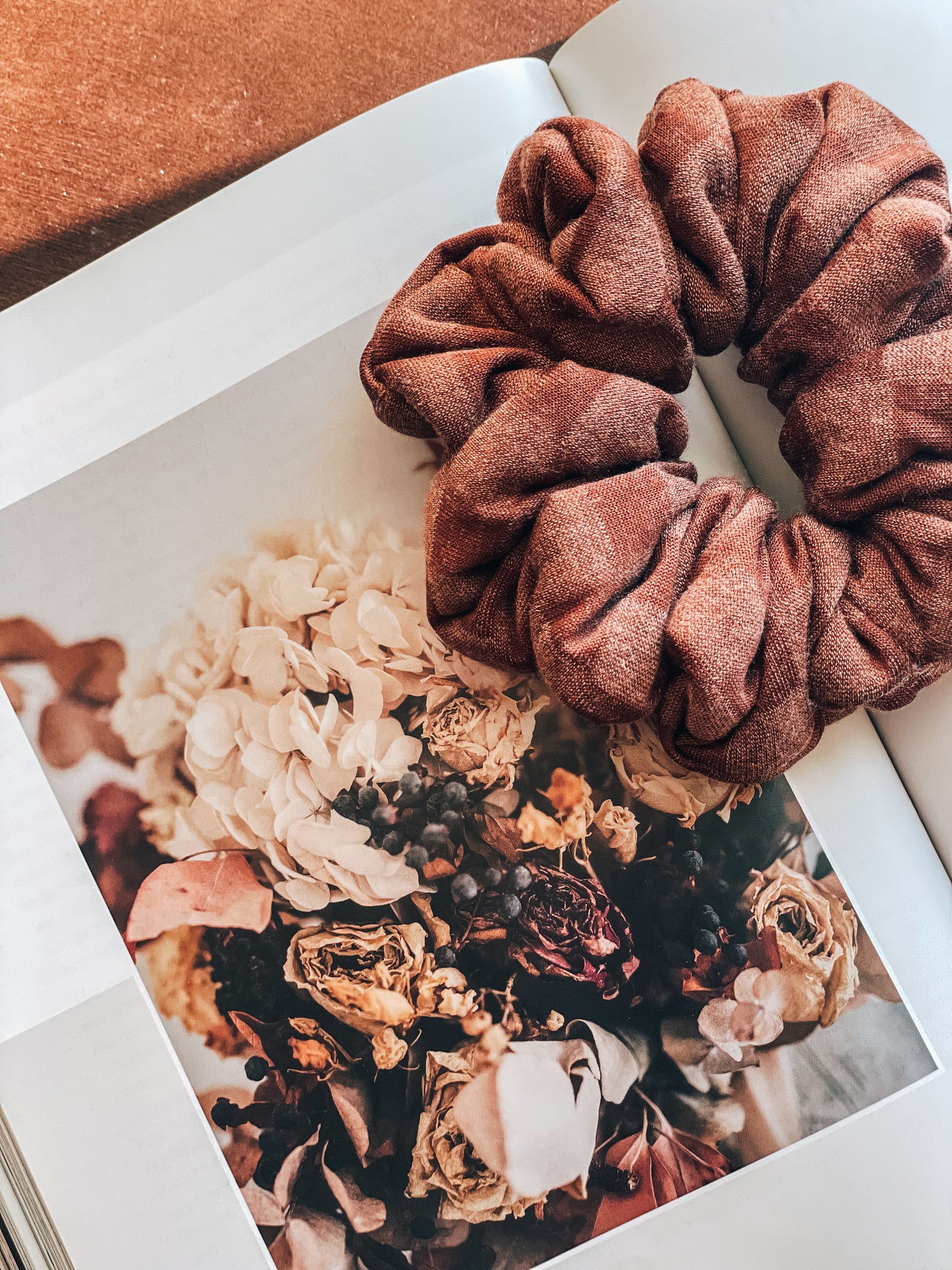 CHECKERED | Scrunchie