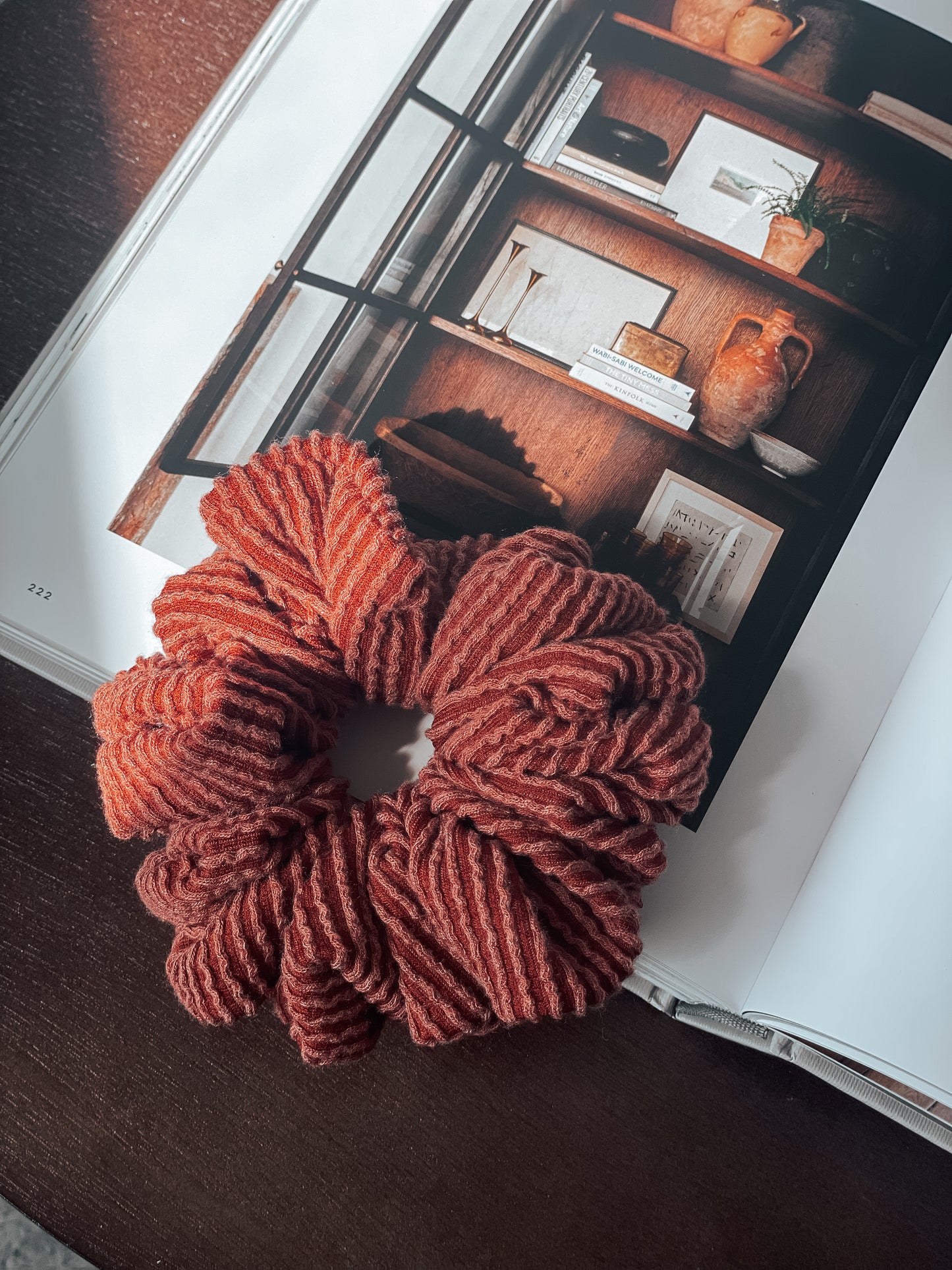 CINNAMON | Wave Ribbed Scrunchie
