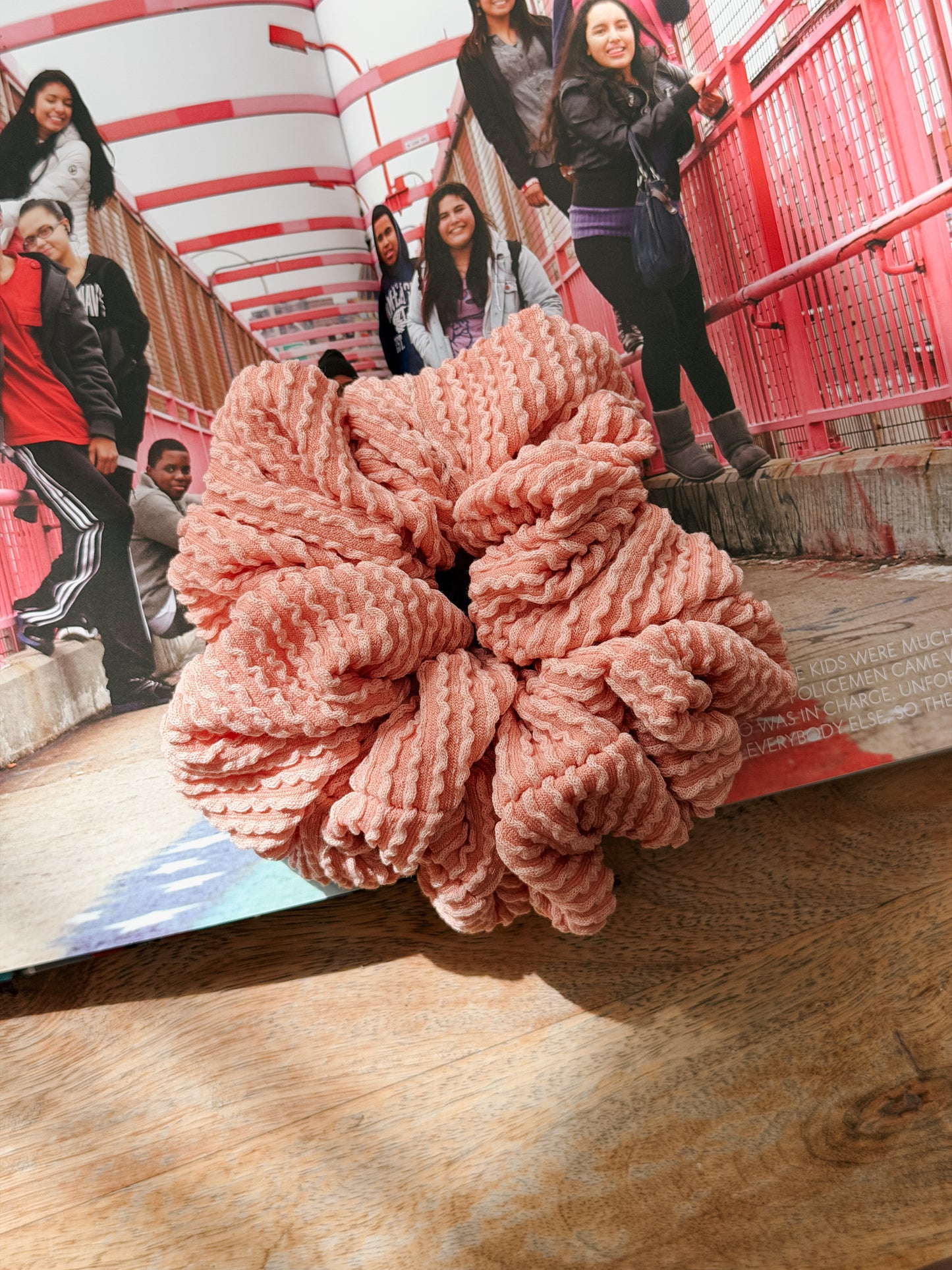 PEACH | Wave Ribbed Scrunchie
