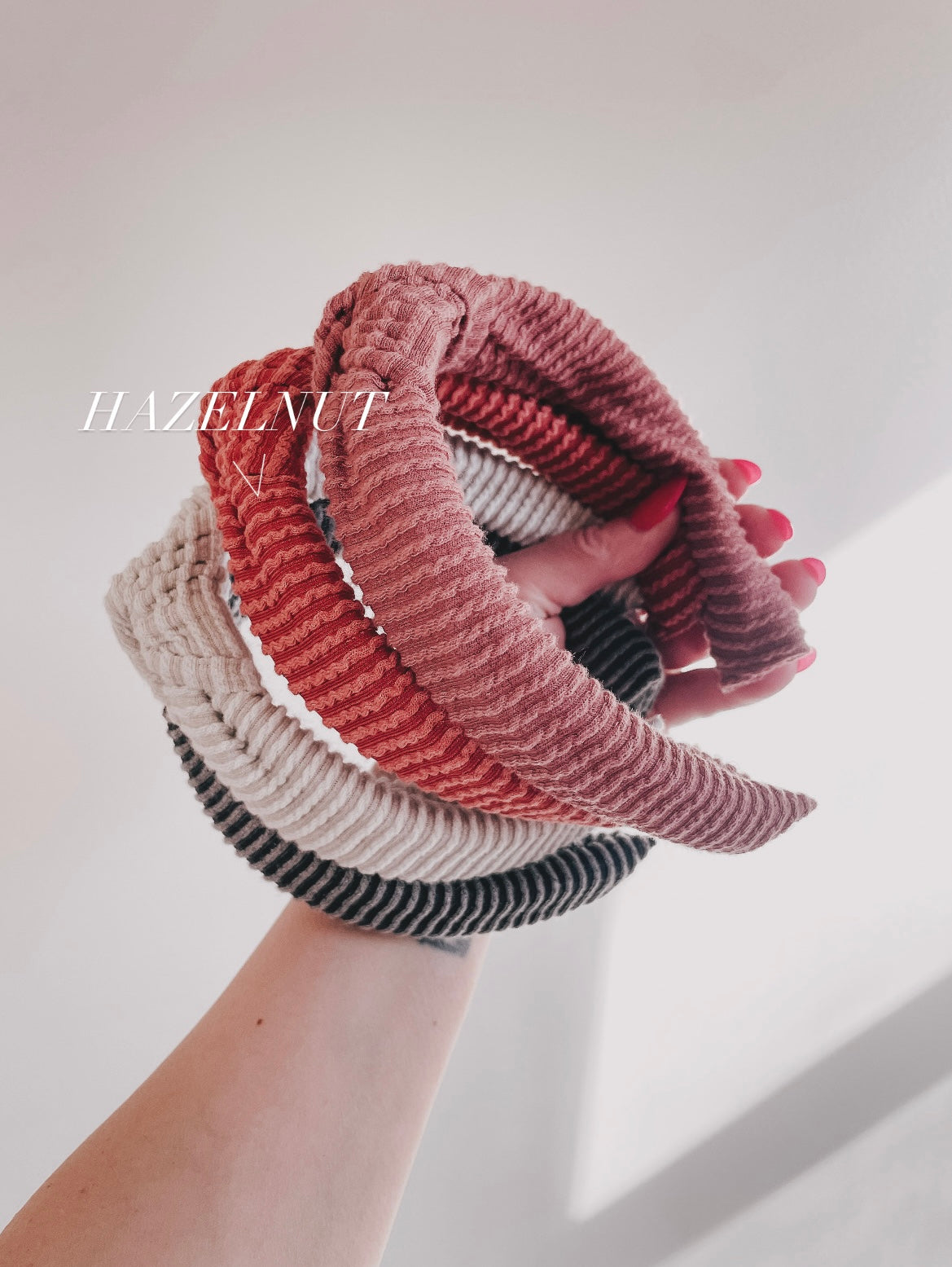 HAZELNUT | Wave Ribbed Knot Headband