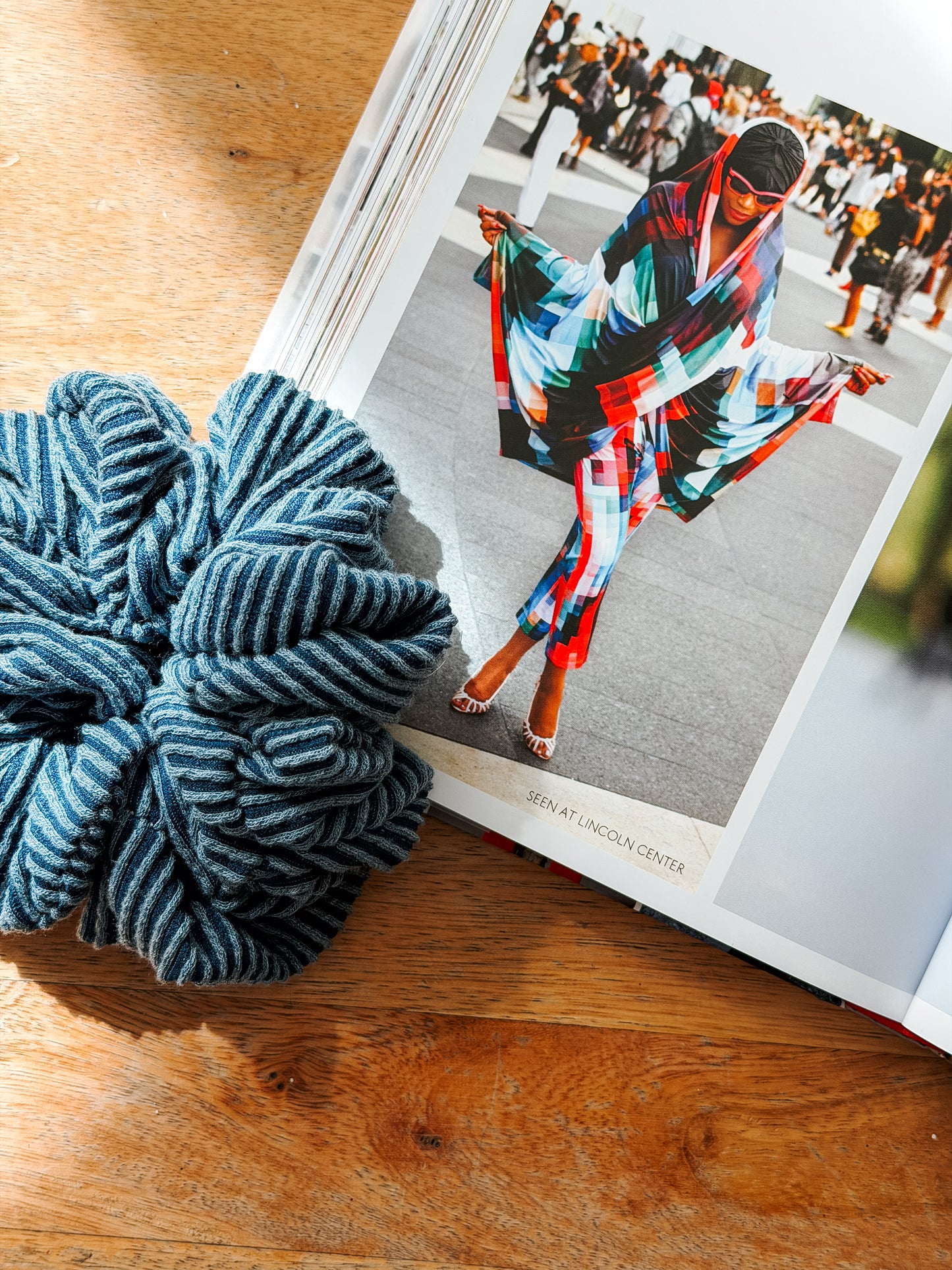 DARK DENIM | Wave Ribbed Scrunchie