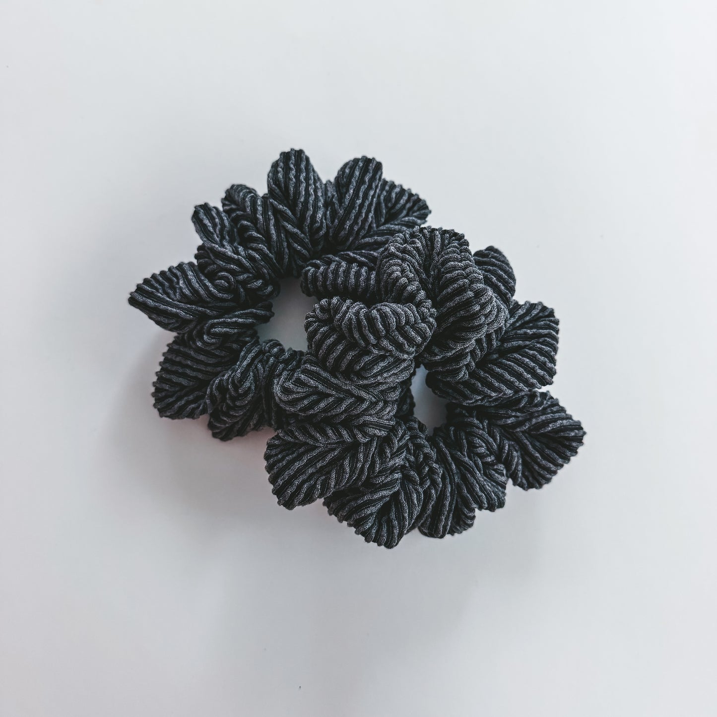 CHARCOAL | Wave Ribbed Scrunchie
