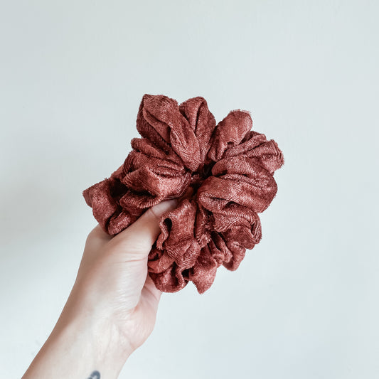 HOLIDAY VELVET | Scrunchie