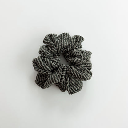 OLIVE | Wave Ribbed Scrunchie