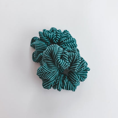HUNTER | Wave Ribbed Scrunchie