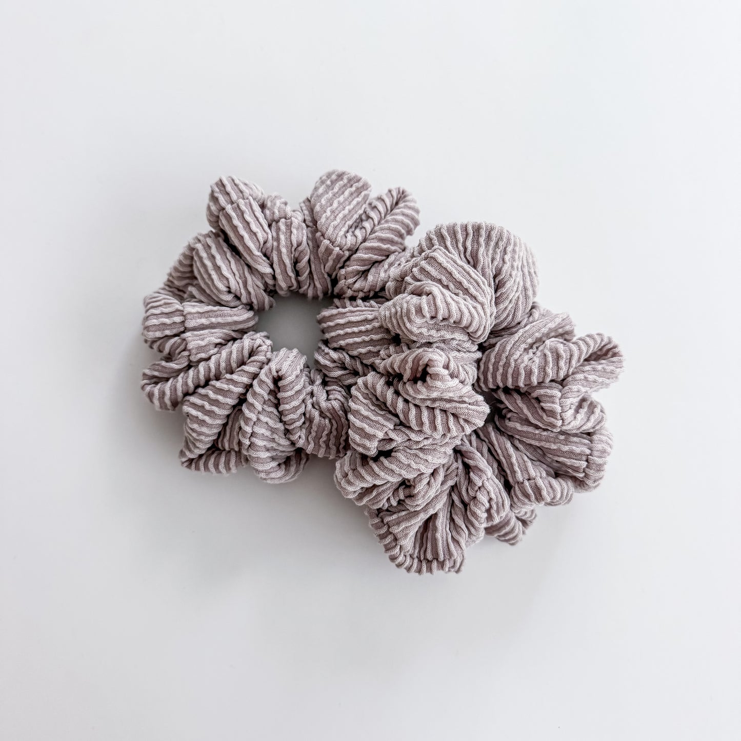 DUSTY TAUPE | Wave Ribbed Scrunchie