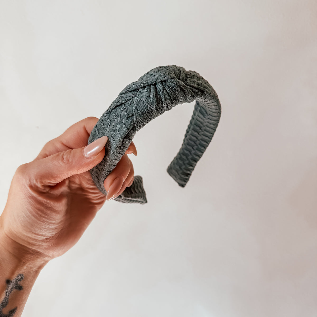 COBBLESTONE PAVEMENT | Knot Headband