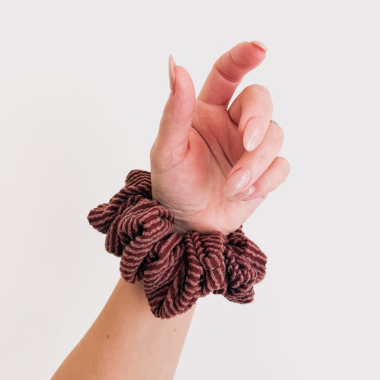 CINNAMON | Wave Ribbed Scrunchie