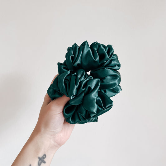 SATIN EMERALD | Scrunchie