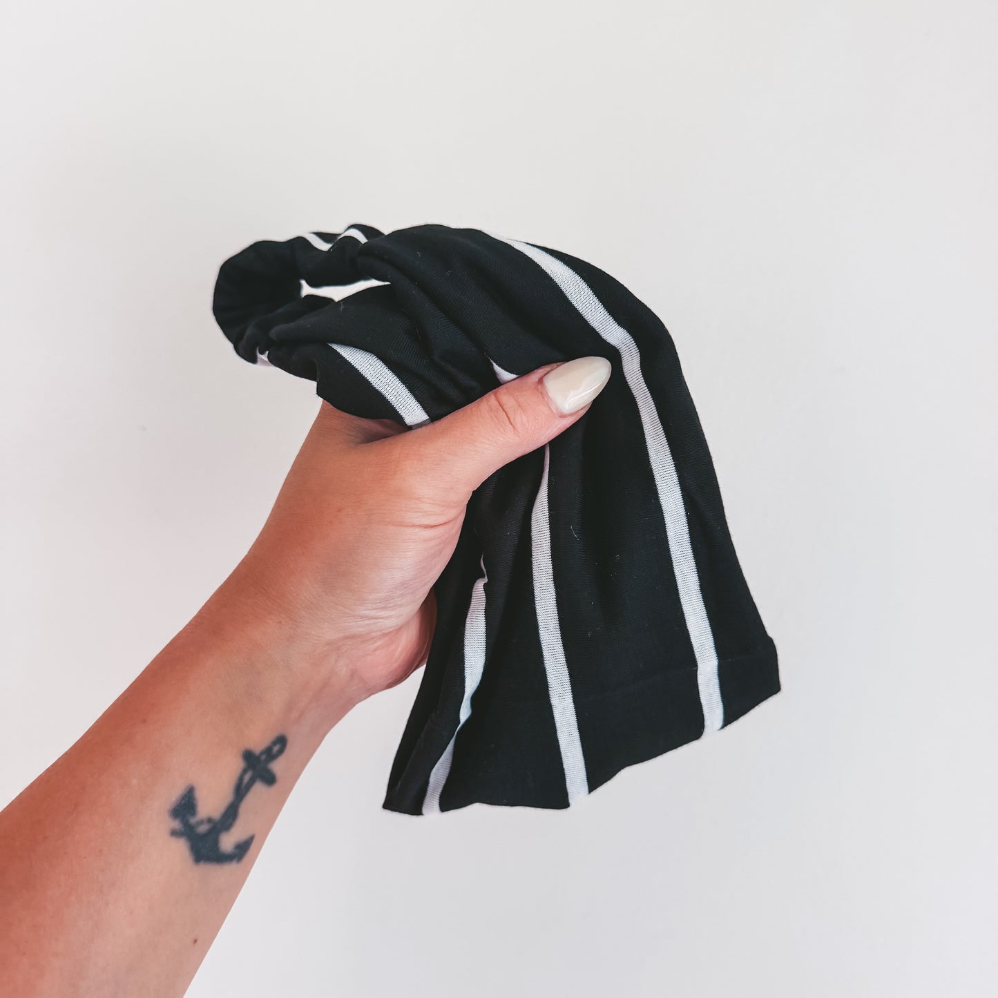 BLACK & WHITE STRIPED | Wide Headband