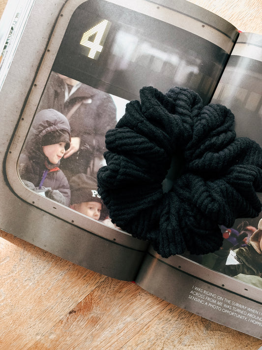 BRUSHED BLACK | Soft Wave Ribbed Scrunchie